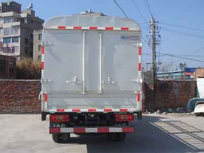 Jianghuai brand automobiles HFC5042CCYL3K4R1T Grate type transport vehicle