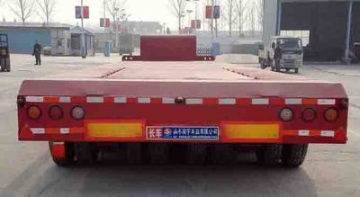 Yunyu  YJY9400TDPXZ Low flatbed semi-trailer