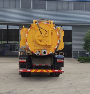 Cheng Li  CL5140GQW6CC Cleaning the suction truck