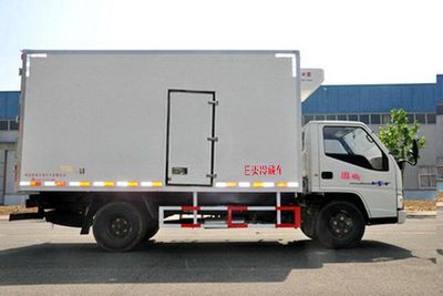 Matsukawa  SCL5047XLC Refrigerated truck