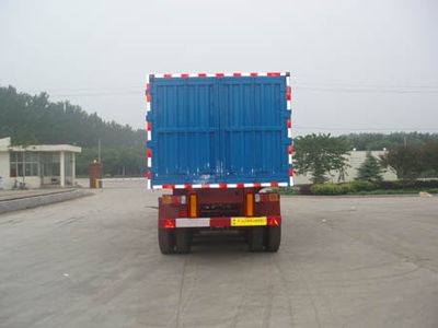 Liangxing brand automobile LX9401XXY Box transport semi-trailer