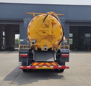 Cheng Li  CL5141GQW6CC Cleaning the suction truck