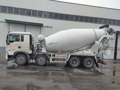 Dongyue  ZTQ5319GJBZ7N30E Concrete mixing transport vehicle