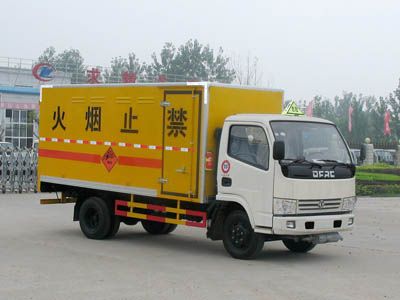 Cheng Liwei  CLW5051XQY3 Explosive equipment transport vehicle