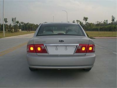 Kia  YQZ7200AEF Sedan