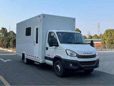 Cheng Li  CL5060XYL6AYS Medical vehicle