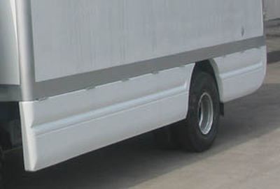 Isuzu  NKR55GLFACJAX Box truck