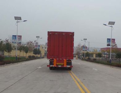 Lu Xuda  LZC9400XXYE Box transport semi-trailer