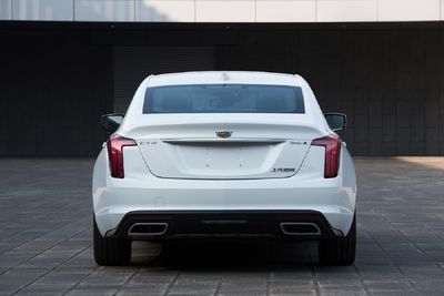 Cadillac SGM7201ABB1 Sedan