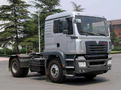 Dongfang Hongpai Automobile LT4188 Semi trailer towing vehicle