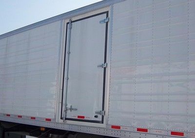 CIMC ZJV9400XLCQD Refrigerated semi-trailer