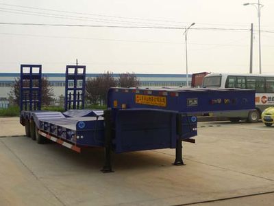 Yangjia LHL9404TDPALow flatbed semi-trailer