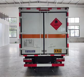 Cheng Li  CL5030XRY6BXW Flammable liquid box transport vehicle