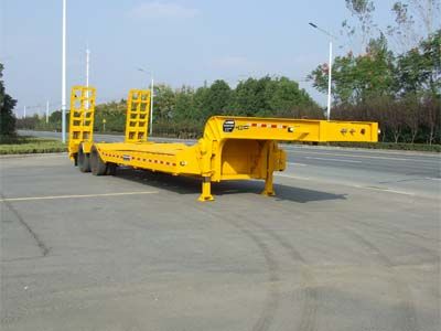 Huilian AutomobileHLC9350TDPLow flatbed semi-trailer