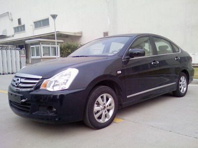 BLUEBIRDSYLPHY DFL7200VCC Sedan