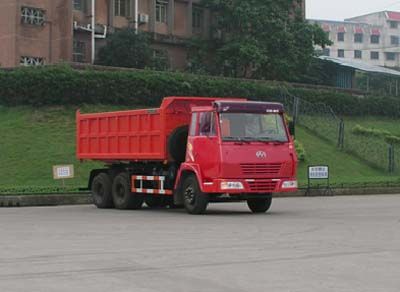 Hongyan  CQ3163T6F34G384 Dump truck