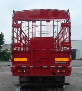 Chenglong  LZ5312CCQQEL Livestock and poultry transport vehicles