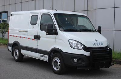 Baolong  TBL5041XYCAM6 Bulletproof cash transport vehicle