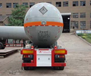 Lu Zheng  ZBR9402GYQ Semi trailer for liquefied gas transportation