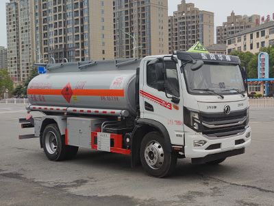 New Dongri  YZR5126GJYE6A Refueling truck