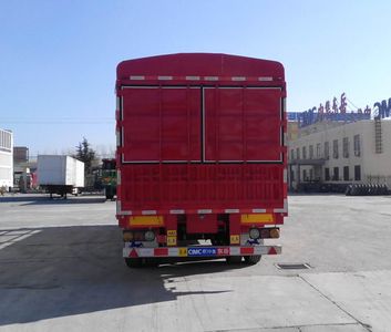 Liangshan Dongyue  CSQ9401CCYA Gantry transport semi-trailer