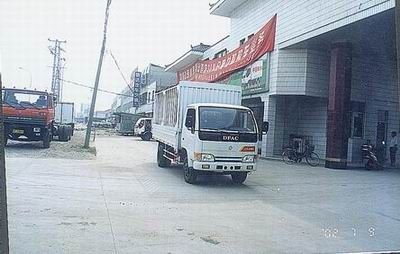 Dongfeng  EQ5022CCQ14D3 Grate type transport vehicle