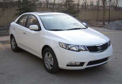 Kia  YQZ7201A Sedan