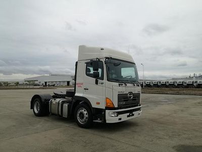 Hino YC4180SH8JE5 Tractor