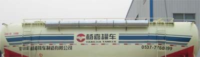 Yangjia  LHL9401GFLA Medium density powder material transportation semi-trailer