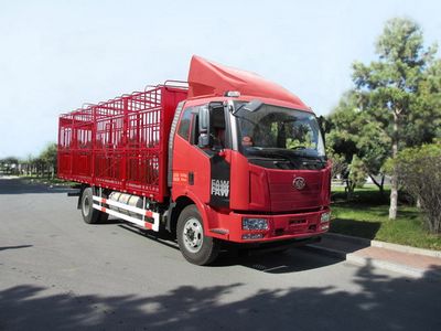 Jiefang Automobile CA5160CCQP62L4E1M5 Livestock and poultry transport vehicles