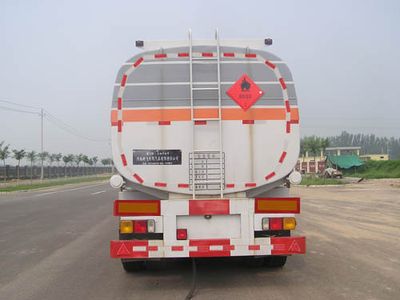 Xinfei  XKC9401GYY Oil transport semi-trailer