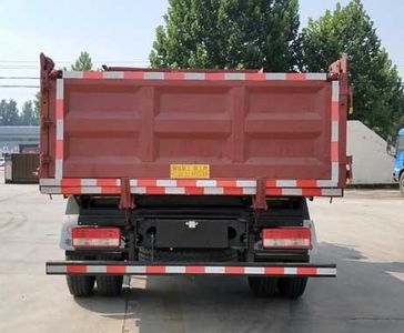 Chatting about work license cars HTL5041ZLJ garbage dump truck 