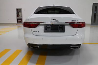 Jaguar  CJL7201J1AW5 Sedan