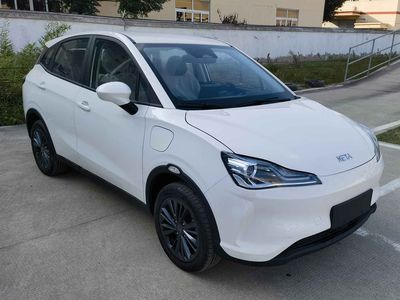 Nezha  THZ7000BEVS11K Pure electric sedan