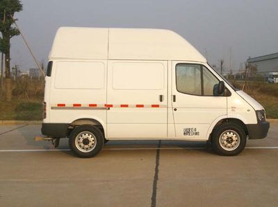 Jiangling Quanshun brand automobiles JX5049XXYDM Box transport vehicle