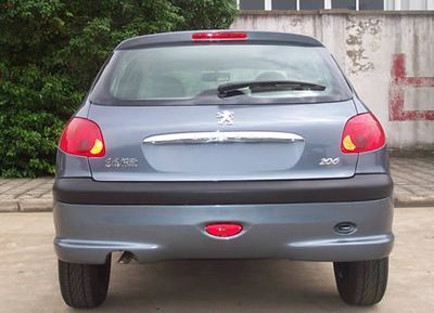 Dongfeng Peugeot DC7166DB Sedan