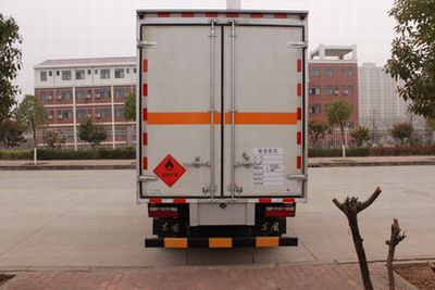 Dongfeng  EQ5100XRQ8BDCACWXP Flammable gas box transport vehicle