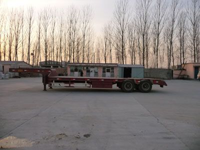 Daxiang  STM9351TDP Low flatbed transport semi-trailer