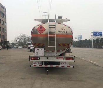 Zhuanwei  HTW5261GYYLCAQ6 Aluminum alloy oil tanker