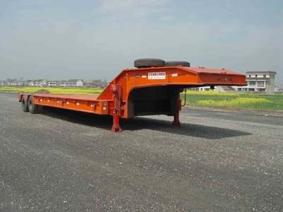 Weiteng  BWG9406 Low flatbed semi-trailer