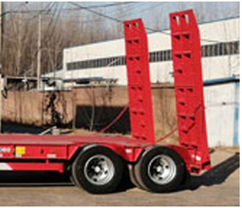 Tonghua  WTY9350TDP1 Low flatbed semi-trailer