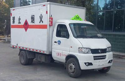 Cheng Liwei CLW5035XRQ5Flammable gas box transport vehicle