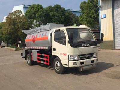 Cheng Liwei  CLW5070GRY5 Flammable liquid tank transport vehicle