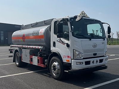 New Dongri  YZR5120GJYC6Q Refueling truck