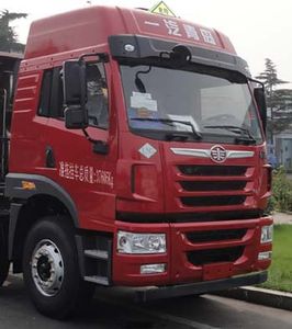 Jiefang Automobile CA4185P1K2E4A80 Semi trailer tractor for dangerous goods transportation