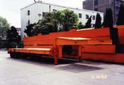 Shuangfan  SS9752 Low flatbed semi-trailer