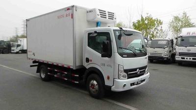 Matsukawa  SCL5047XLC3 Refrigerated truck