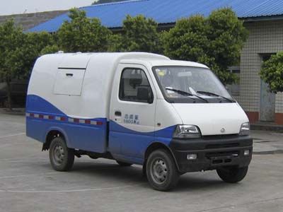 Dongfeng  SE5020ZLJ3 Sealed garbage truck