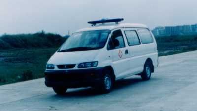 Dongfeng  LZ5026XJHQ8GLS ambulance