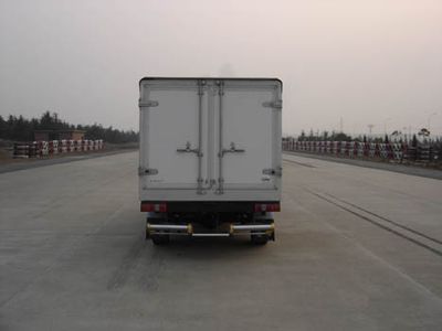 Nissan ZN5033XLCF2G4 Refrigerated truck